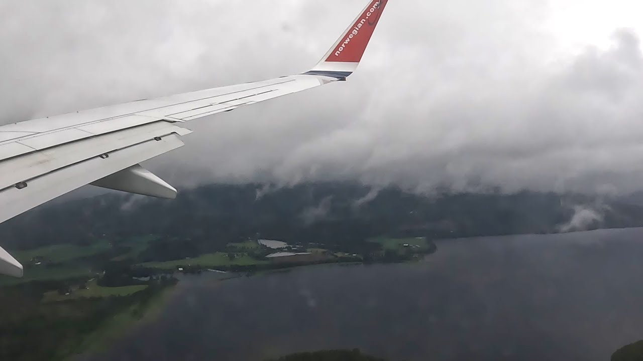 🛬 Approach & Landing at OSLO, NORWAY Airport (OSL)