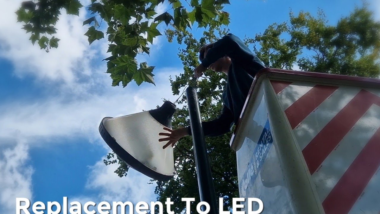 Philips CPS200 Fixture Replacement To A Lightronics LUZ LED Streetlight