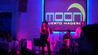 Video thumbnail of "Celeste Carballo - Mi último blues (en vivo)"