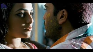 Watch tollywood latest upcoming film malli idi raani roju movie
theatrical trailer. starring sharwanand, nithya menon. sharwanand and
menon are ...