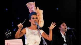 Video thumbnail of "Katy Perry - "Hey Jude" (Official Performance + audio assay FULL VERSION)"