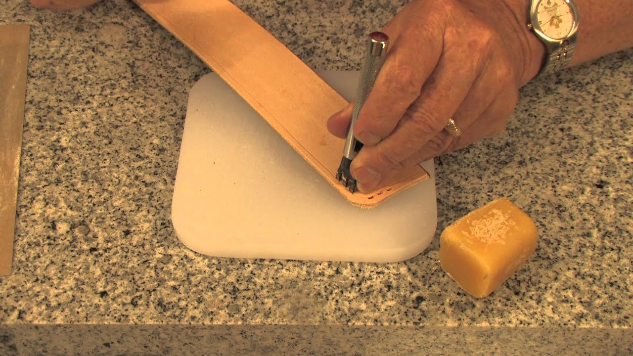 How To Use The Thonging Chisel Set On Leather YouTube