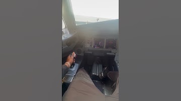 How pilots take priority over controls in flight. #shorts #shortsvideo #aviation #airport #airbus