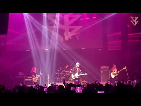 Ely Buendia’s concert November 20, 2021 #elybuendia #eraserheads #eheads #trending #viralvideo