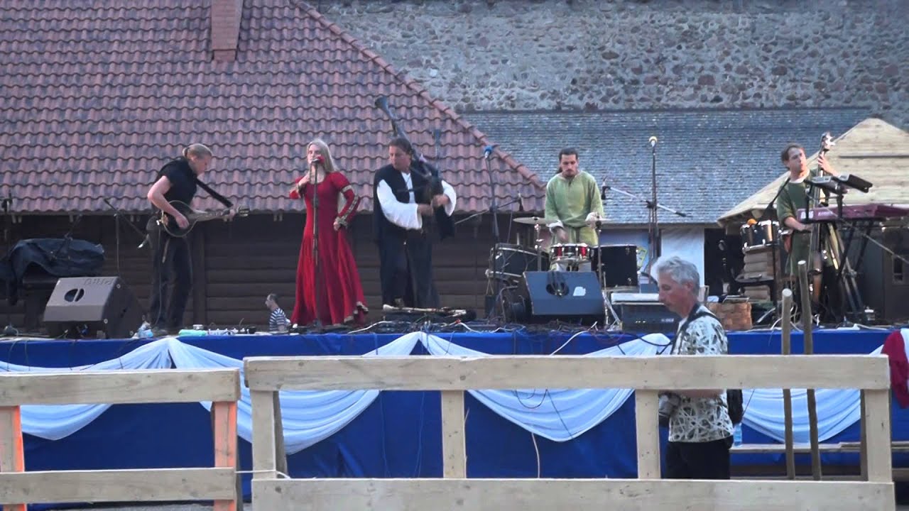 Прекрасная игра на волынке и обалденный вокал - YouTube