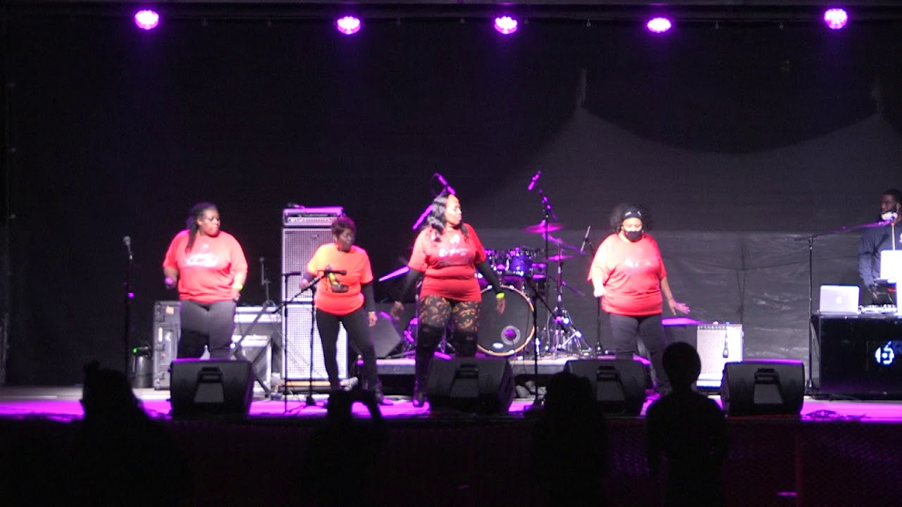 Elusive Ladies of Houston at sumthin2doevents.com dancing to Bootsy Collins Tribute and Song.