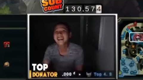 Thầy Giáo Ba cười cái l*n má