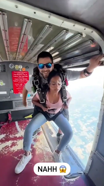 Skydiving gone wrong 😂😅 #skydiving #skydive