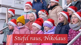 ♫ Stiefel raus, Nikolaus ♫ - Drabenderhöher Spatzen und die Chor-AG der Grundschule