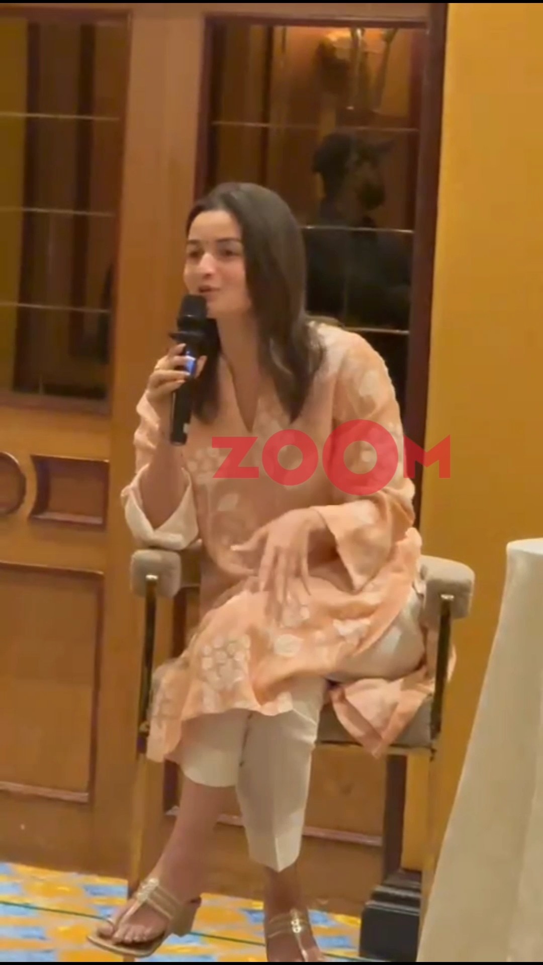 Alia Bhatt REVEALS why she didn't gave interviews recently #shorts #aliabhatt