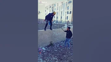ارواح هنا 