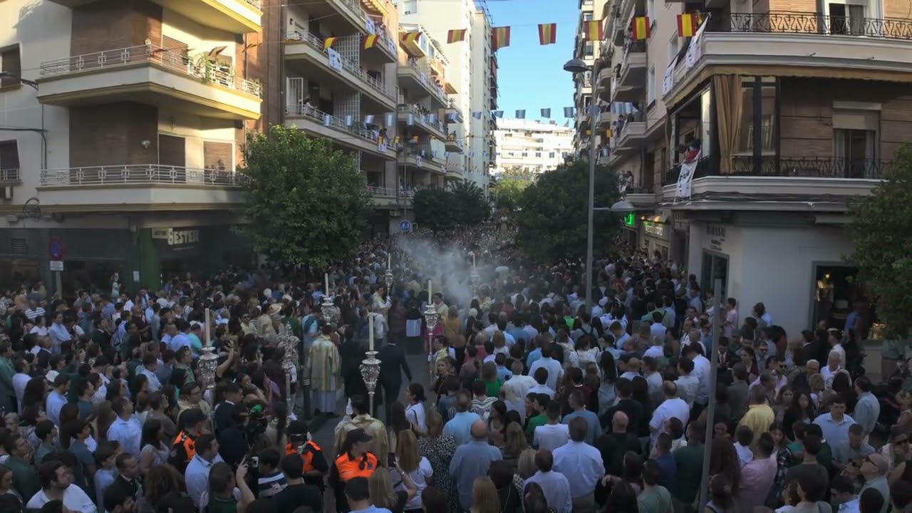 Esperanza de Triana entrando en Asunción 04 10 25