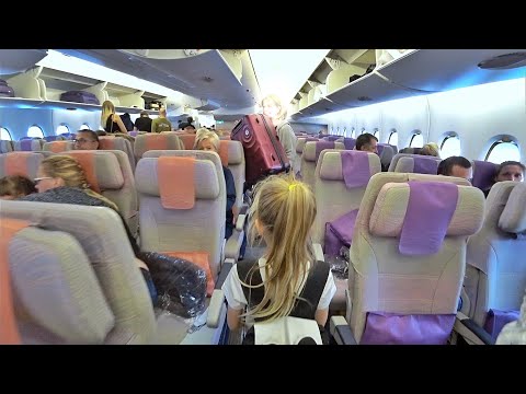 Video: Kakšen je poslovni razred na letalu Emirates a380?