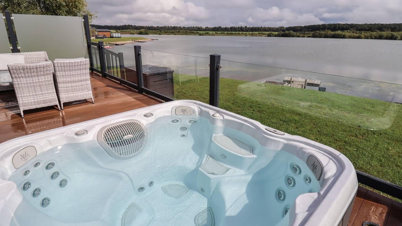 40 Delamere Point, Northwich, United Kingdom | Travel With Kiara