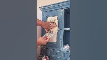 Paper napkin on furniture!? 🤯 #shorts #decoupage #furnitureflip #paintedfurniture #upcycling