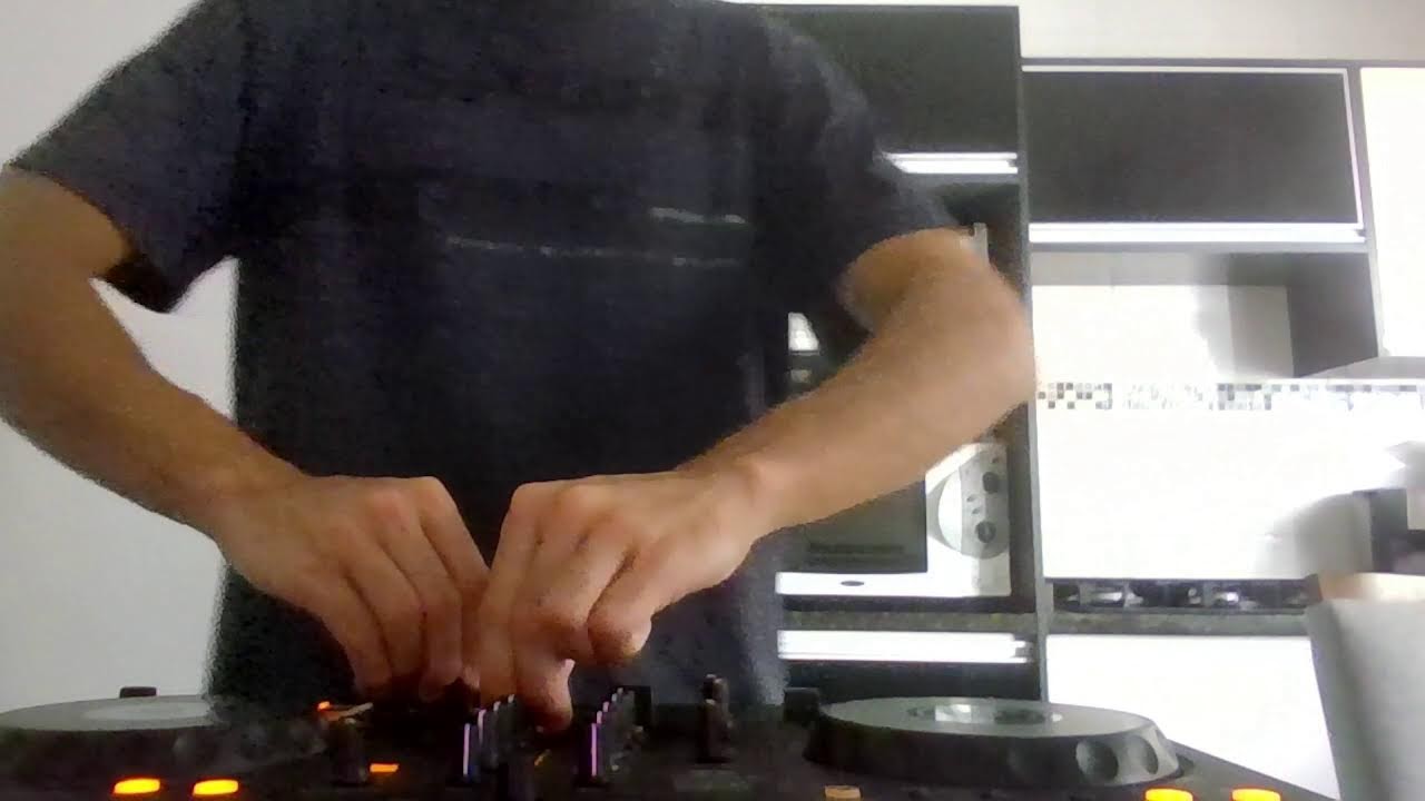 BARZON LIVE SET MINIMAL DEEP TECH SUNSET MIX 2026 DAY 1 by williaw_lira