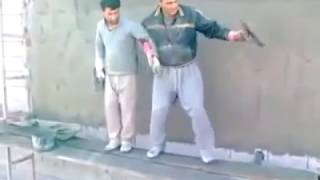 Halay Çekerken Iskeleden Düşen Iraklı Işçiler