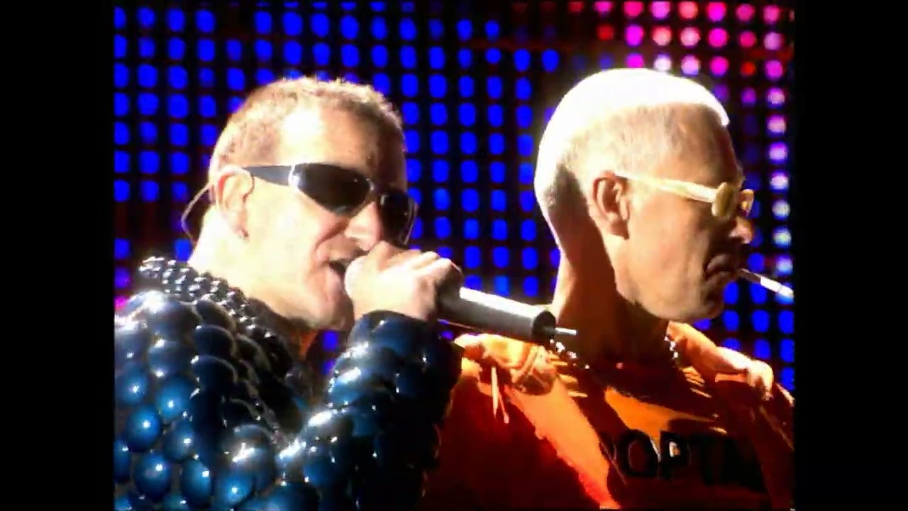 U2/ホールド・ミー,スリル・ミー,キス・ミー,キル・ミー U2 - Hold Me, Thrill Me, Kiss Me, Kill Me (Live from Popmart
