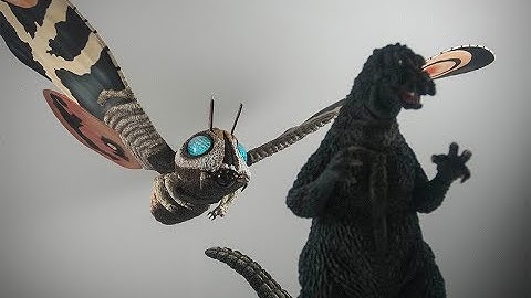 Godzilla: Unleashed Classic Battles #2 Part 1/2 - Godzilla 1954 vs. Mothra (MvG)