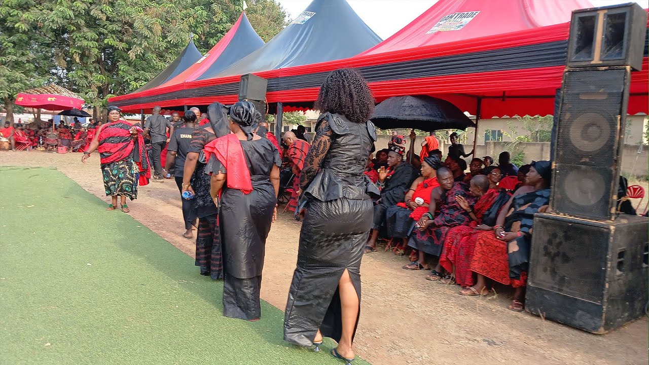 sunyani-soldiers-band-passionately-performs-obourba-ja-adofo-and-nana