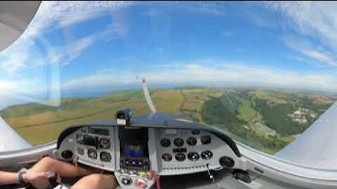 360°/4K - Landing at Bolt Head, Salcombe - G-CGMV - Runway 29 - 1/7/2025