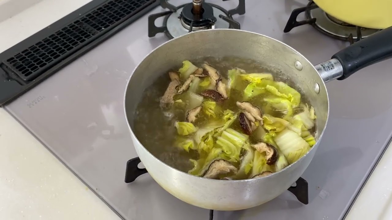 白菜漬けものをスープに🍲