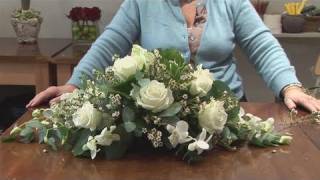 This educational resource is a invaluable time-saver that will enable you to get good at flower arranging. Watch our tutorial on How 