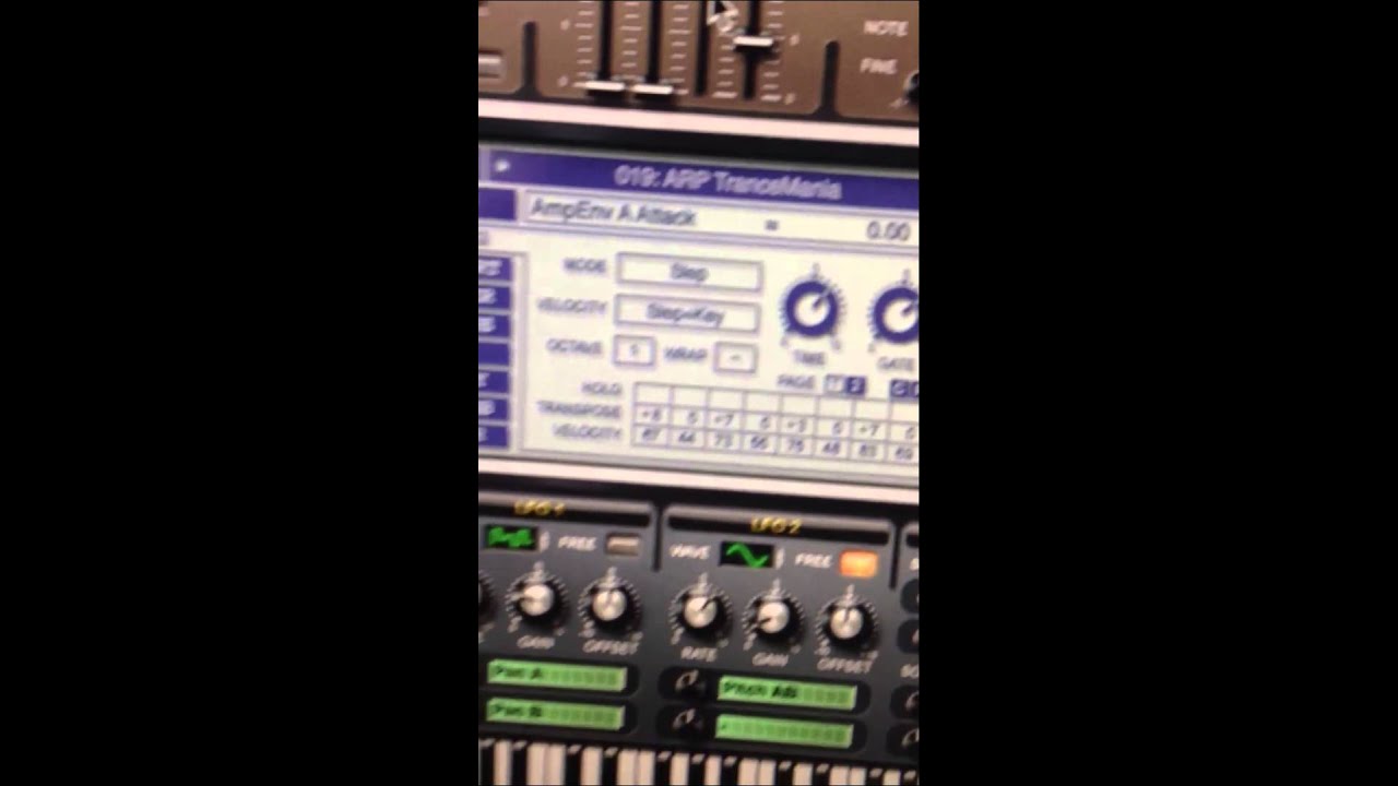 Mac miller - LOUD Synth... - YouTube