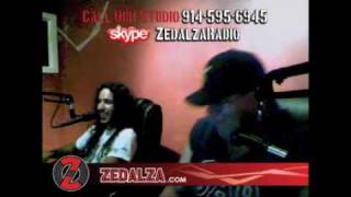 Derek Jeter pranks Vida Guerra