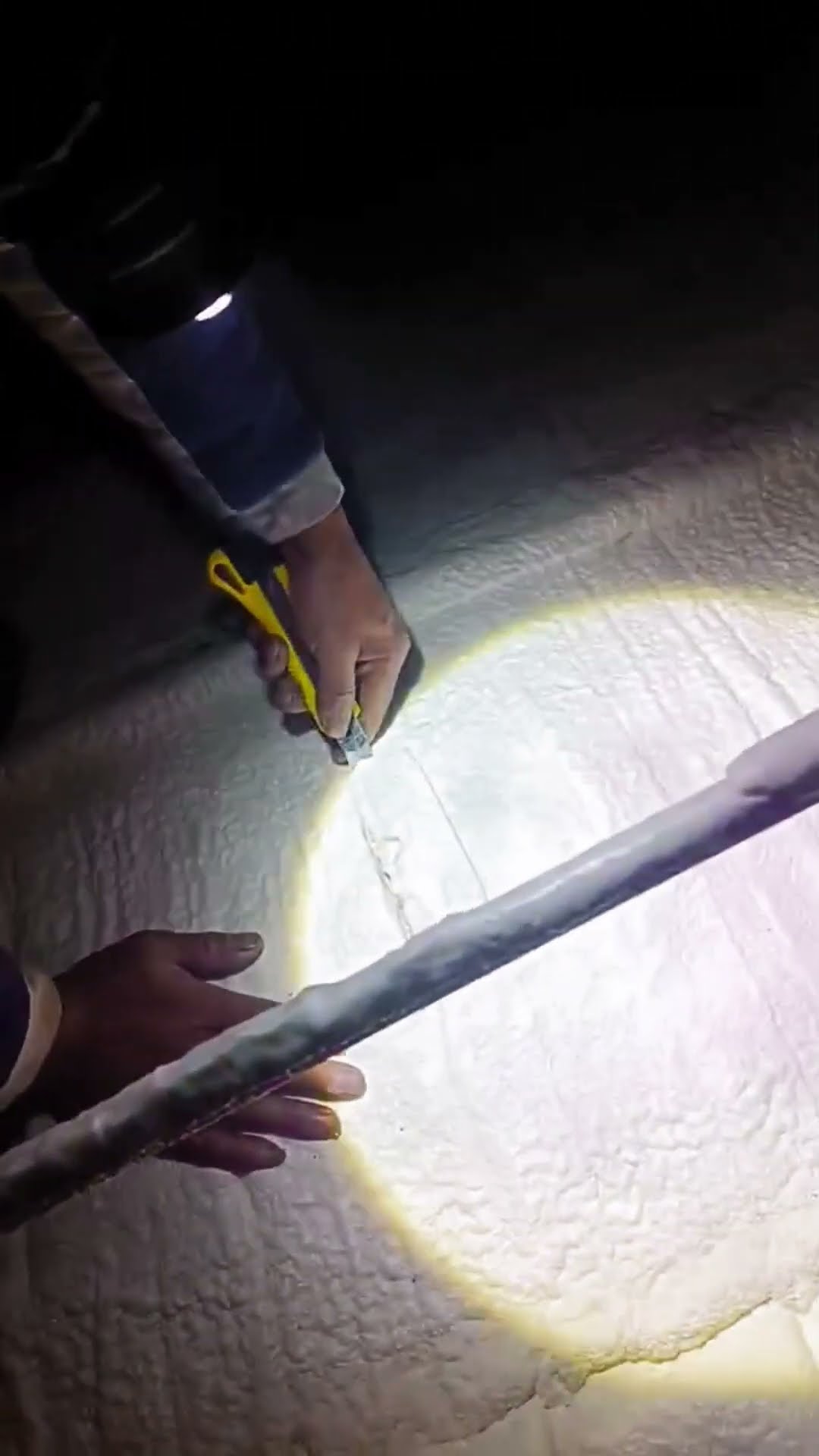 Polyurethane foam thickness testing process- Good tools and machinery make work easy