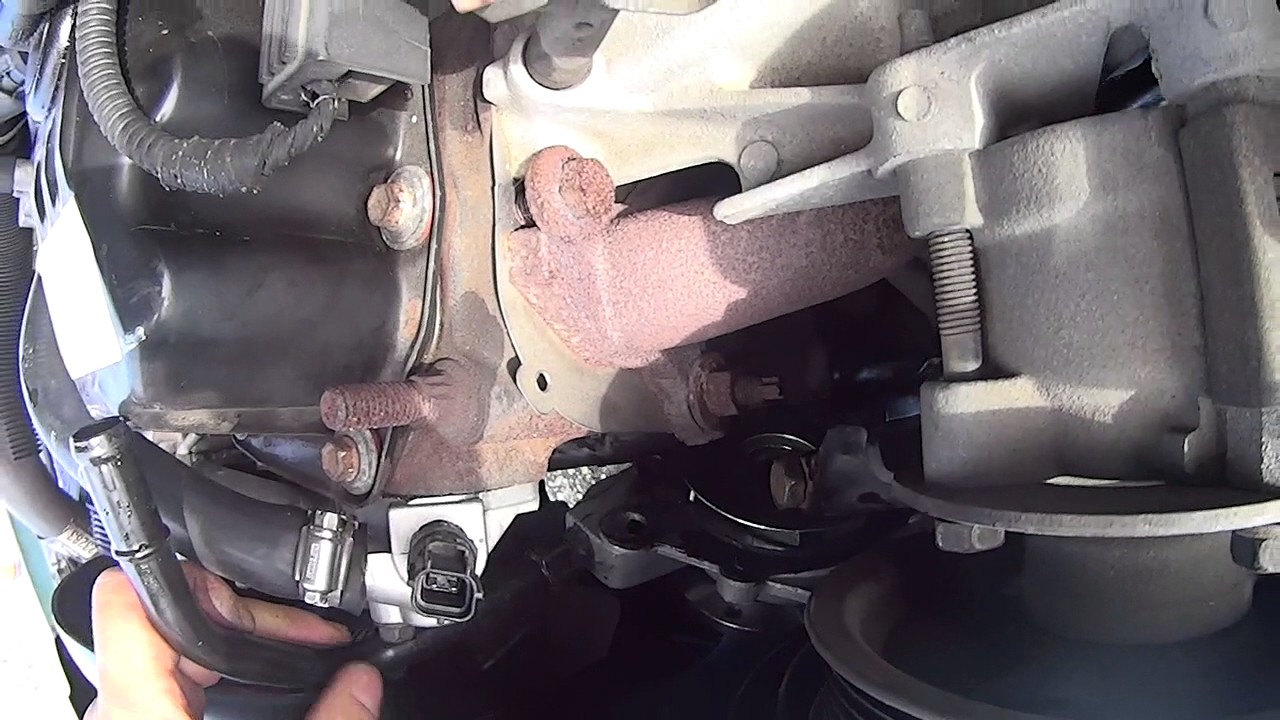 2001 jeep cherokee Water pump replacement - YouTube