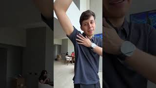 Está playera polo es ideal para vestir con estilo y frescura gracias a su tejido Ice cool