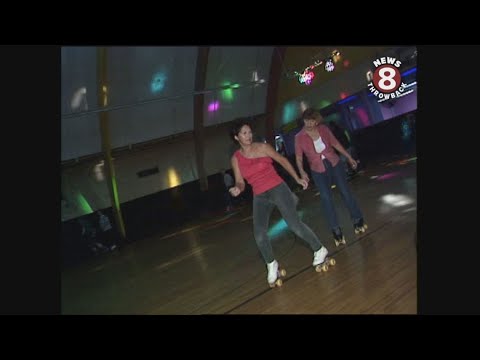 Skateworld roller rink in San Diego October 2000 - YouTube
