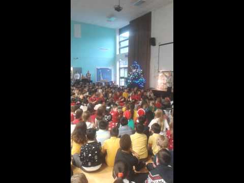 Wheelers lane Xmas assembly 2015(2)