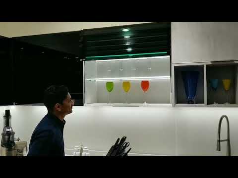 Glass rolling shutter