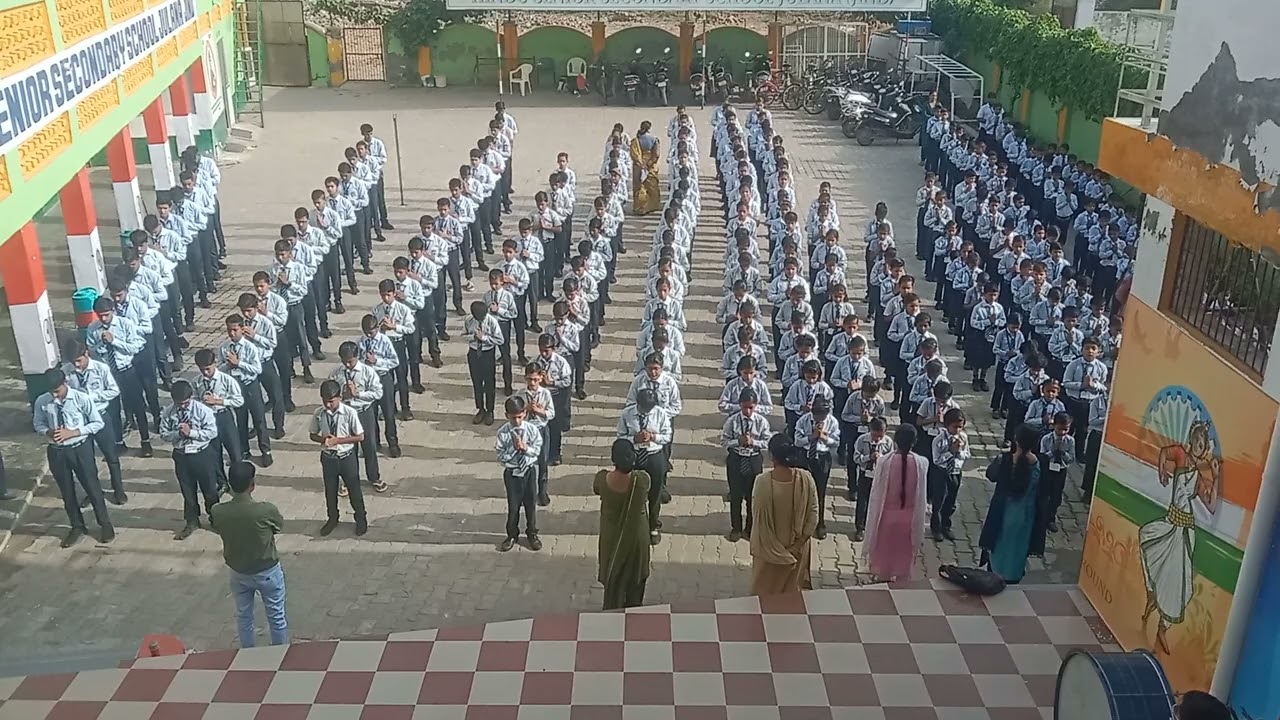 स्कूलों में भी हनुमान चालीसा (हिन्दू स्कूल जुलाना)