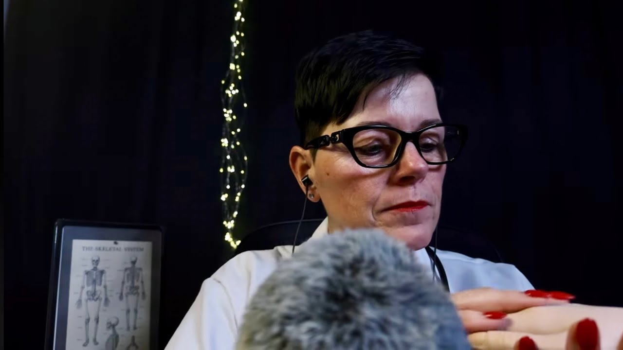 ASMR✨Haut-Check, sanfte Untersuchung & Pflege 🤚 