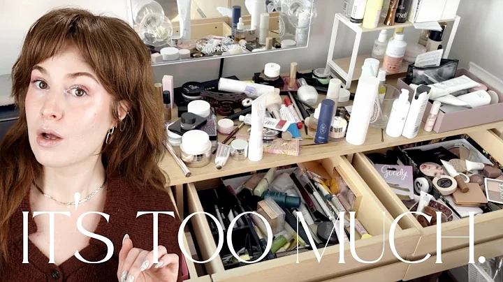 EPIC MAKEUP DECLUTTER 2022. AM I BECOMING A MINIMA...