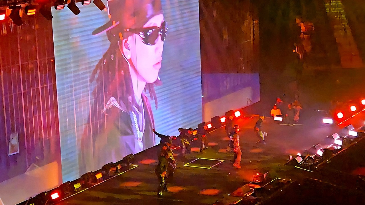 Yellow Bucks - Driftin, Money Dance, Balls Out 初の東京ワンマン､序盤からアクセル全開!