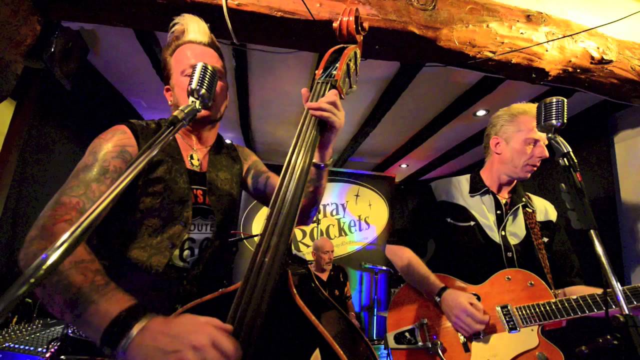 The Delray Rockets Long Blonde Hair Queens Head Wolvereley - YouTube