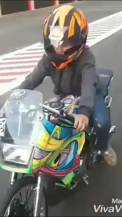 kenangan alm. Denis kancil nyetir motor 🙂❤️