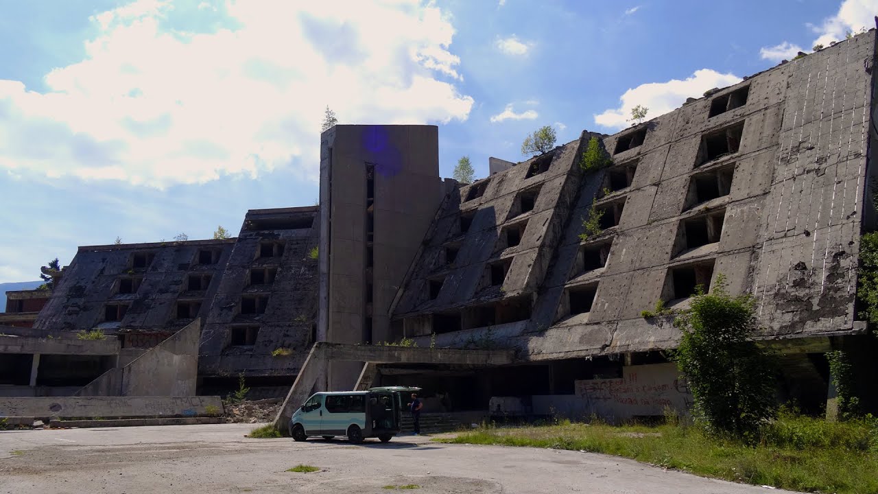 NAPUŠTENI HOTEL (+SKAKAONICA)