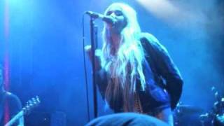 The Pretty Reckless - Light Me Up