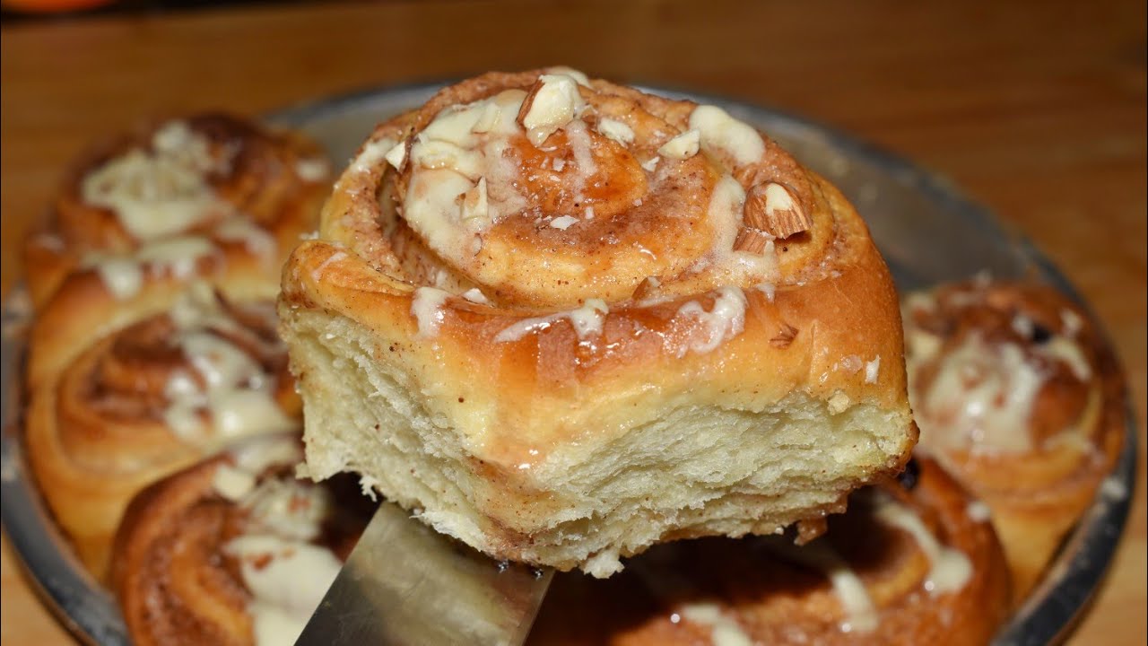 لفائف القرفة سينامون رولز عالاصول بالعجينة التي تبحث عنها قطنية ومضمونة %100 cinnamon rolls