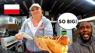 She Served Me The Biggest Polish Hot Dog In a Car Park (Street Food) screenshot 1