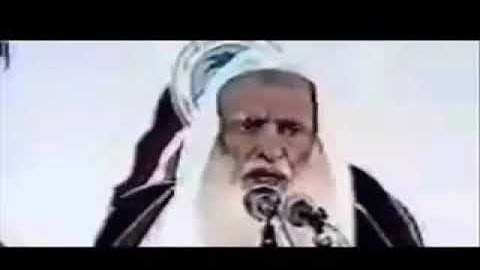 تلاوه نادره لفضيله الشيخ ابن العثيمين بالحرم المكي