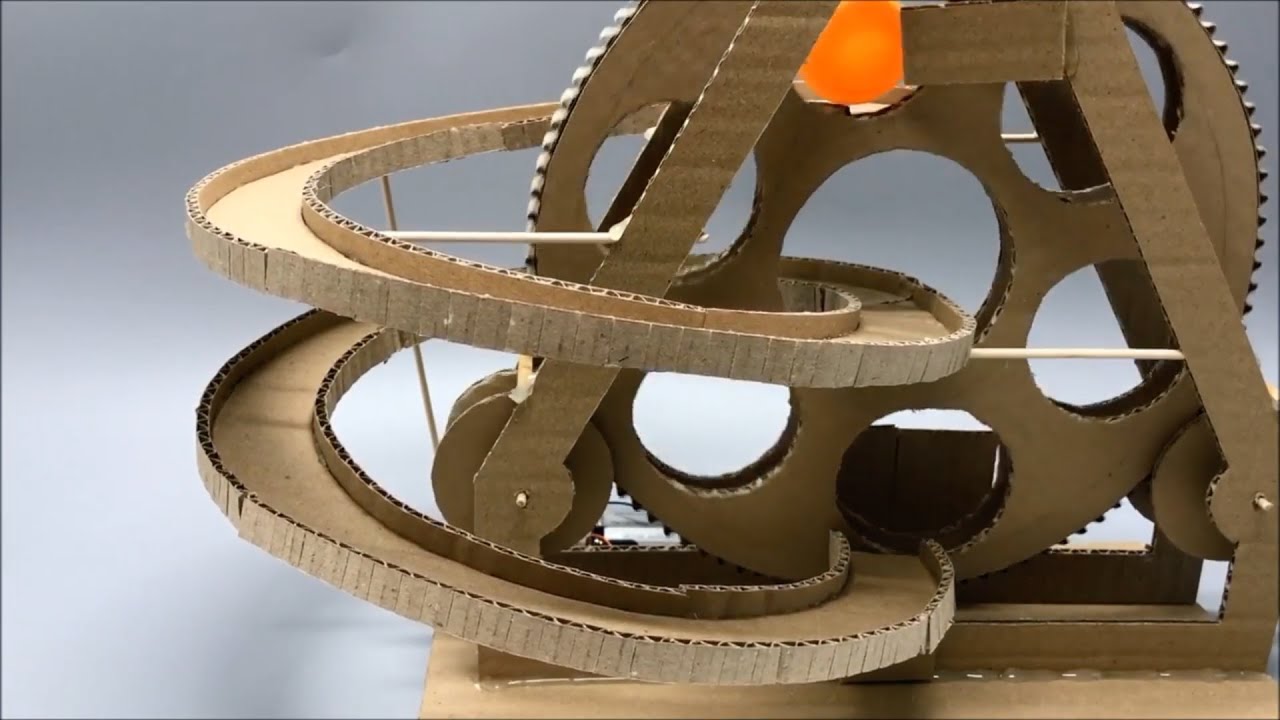 Creative DIY: Wooden Calendar with Bearings