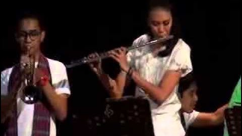 Lantun Orchestra plays "Indung Indung"