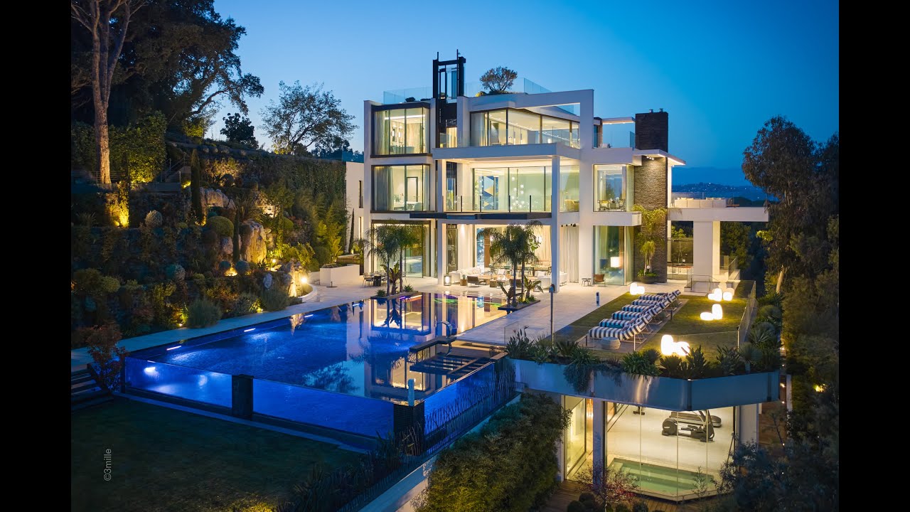 Incredible contemporary architecture luxury villa in Cannes