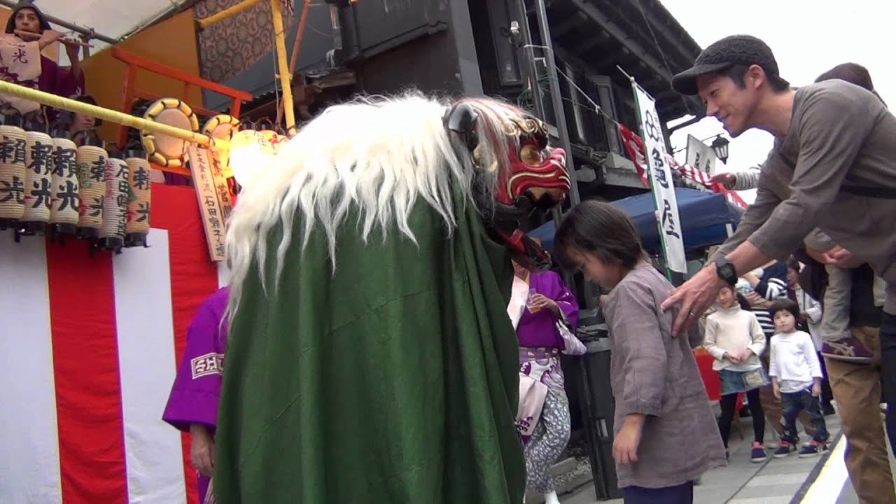 噛みまくる獅子-2011川越まつり